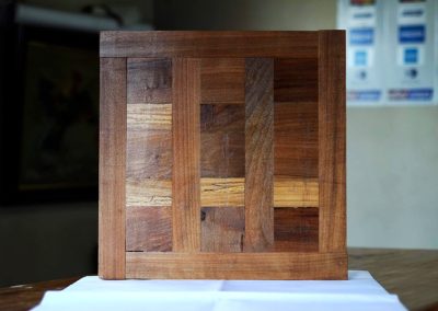 Maderas Guerrero - Trabajos en madera compacta y ensamblada, venta de madera pino oregón, Roble Hualle a medida. Carpintería y trabajos de cualquier medida.