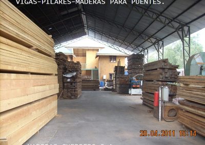 Maderas Guerrero - Trabajos en madera compacta y ensamblada, venta de madera pino oregón, Roble Hualle a medida. Carpintería y trabajos de cualquier medida.