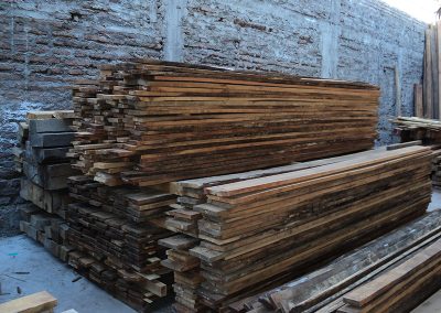 Maderas Guerrero - Trabajos en madera compacta y ensamblada, venta de madera pino oregón, Roble Hualle a medida. Carpintería y trabajos de cualquier medida.