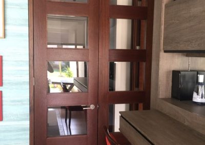 Maderas Guerrero - Trabajos en madera compacta y ensamblada, venta de madera pino oregón, Roble Hualle a medida. Carpintería y trabajos de cualquier medida.