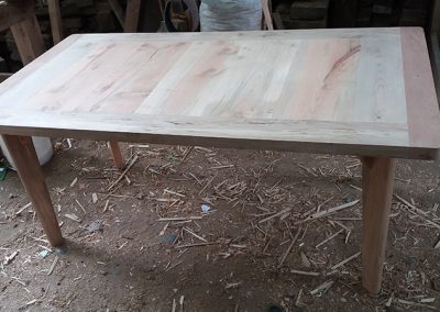 Maderas Guerrero - Trabajos en madera compacta y ensamblada, venta de madera pino oregón, Roble Hualle a medida. Carpintería y trabajos de cualquier medida.