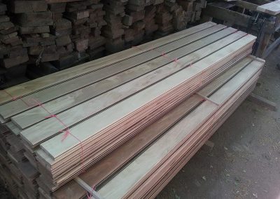 Maderas Guerrero - Trabajos en madera compacta y ensamblada, venta de madera pino oregón, Roble Hualle a medida. Carpintería y trabajos de cualquier medida.